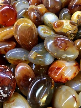 Large Carnelian Tumble